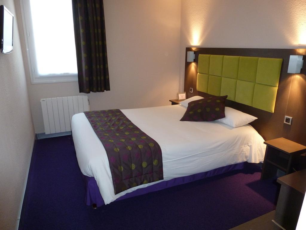 Tourhotel Blois La Chaussee-Saint-Victor Ruang foto