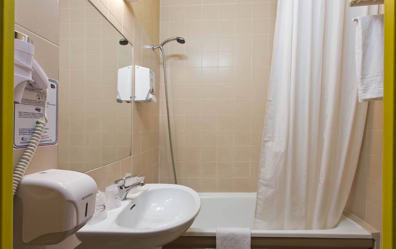 Tourhotel Blois La Chaussee-Saint-Victor Ruang foto